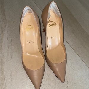 ❤️Christian Louboutin size 6.5 Nude Heels- offers welcomed!!!!!❤️